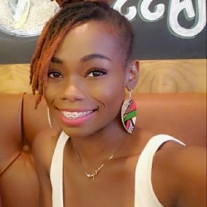 Meet your Posher, Brianna